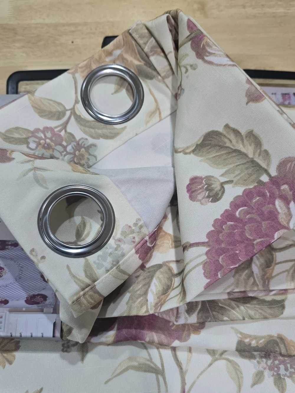Royal Burgundy Floral Grommet Curtain Panel - Cream & Burgundy Very Elegant